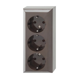 Priza 3p de interior, Business Line IP20, maro