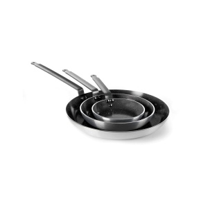 Tigaie aluminiu Marable Professional Hendi ,24 cm diametru x 4,2 cm inaltime ,baza 18 cm ,aluminiu, strat anti-aderent, maner din otel acoperit epoxidic - Img 1