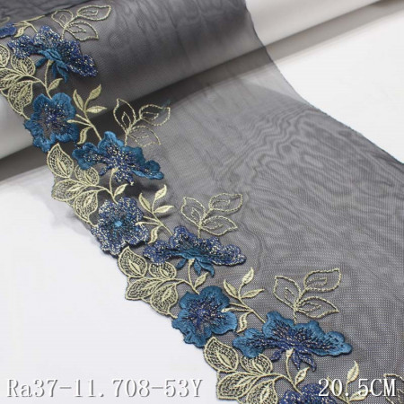Embroidered Lace with Silk and Lurex Thread, 20.5 cm