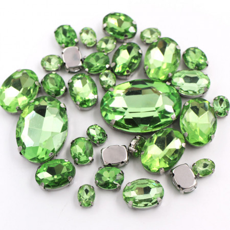 Set Cristale de Cusut Ovale, Verde Deschis, Baza Argintiu, (20 bucati/set)