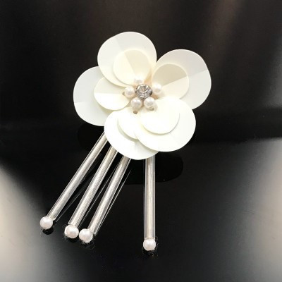 White flower with sequins and beads, 6cm