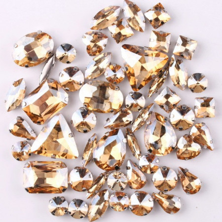 Set Cristale Sticla, Auriu Deschis, Baza Argintiu, (50 bucati/set)
