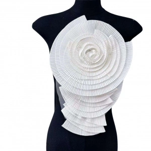 3D White Pleated White Flower, 40x10 cm