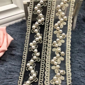 Banda Pasmanterie Brodata cu Lurex si Perle
