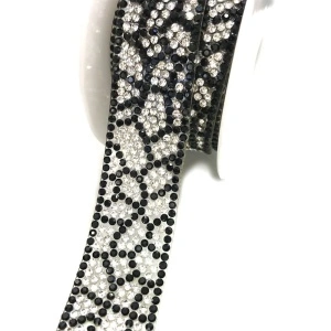 Banda Termoadeziva Strasuri, Negru-Argintiu, 2.5 cm - Img 2