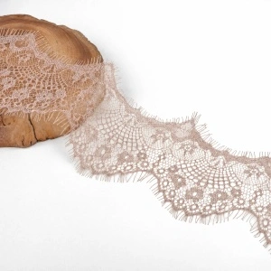 Dantela Fina Chantilly, Roz-Auriu, 10 cm (3metri/bucata)