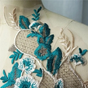 Embroidered Appliqued Flowers, Imperial Green, 18x40 cm (2 pieces/set) - Img 4