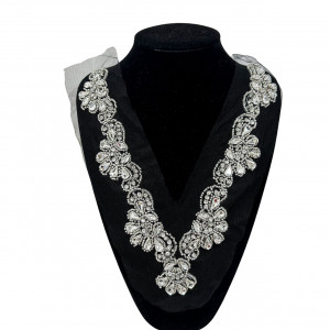 Collar with Glass Crystals and Beads, 39 x 30 cm - Img 1