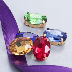 Glass Stitching Crystals Oval, 8MM, Gold Base - Img 1