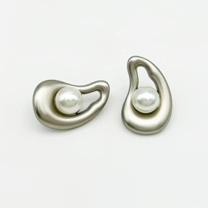 Pearl Metal Buttons, 23mm (2 pieces/set) - Img 3