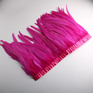Rooster Long Feathers Tape, Dark Pink