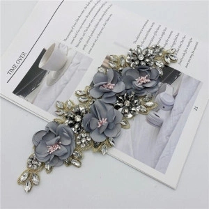 Aplicatie Cristale Flori Gri 3D