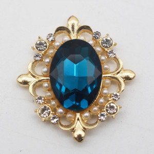 Crystal and Pearl Pendant, 32x30 MM - Img 2