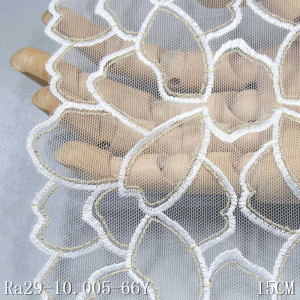 White Lace Embroidered with Lurex Thread, 15 cm - Img 4