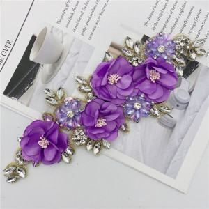 Aplicatie Cristale Flori 3D, Mov
