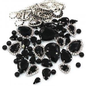Crystal Set, Strass and Pearl Chain, Black, Silver Base - Img 1