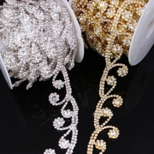 Decorative Chain with Flower Rhinestones