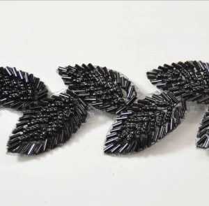 Banda Termoadeziva cu Frunze Negre, 3 cm - Img 2