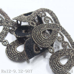 Guipure Lace with Golden Lurex Thread, 3 cm - Img 1