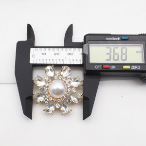 Pearl buttons with Glass Crystal, 37mm - Img 2