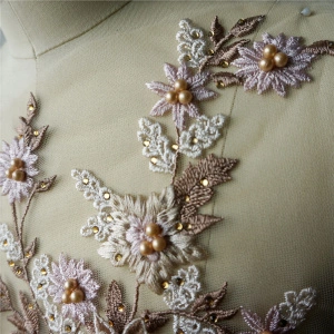 Embroidered appliqué 3D Flowers Beige, 23 x 37 cm - Img 2