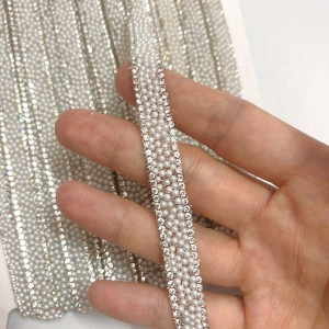 Mini Pearls and Strass Sticky Tape, 1cm - Img 3