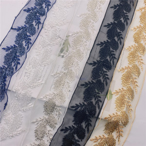 Pasmanterie Beads on Tulle, 5cm - Img 1