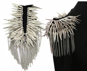 Spiked Epaulettes Set, Detachable Silver Chains - Img 1