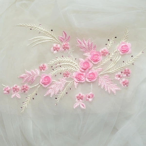 Aplicatie Brodata pe Tulle cu Flori 3D si Perle - Img 4