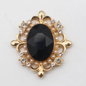 Crystal and Pearl Pendant, 32x30 MM - Img 8