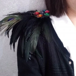 Crystals & Feather Epaulettes - Img 3