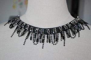 Collar with Beads and Stripes - Img 3