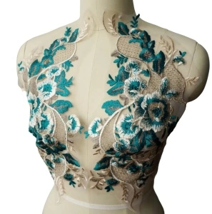 Embroidered Appliqued Flowers, Imperial Green, 18x40 cm (2 pieces/set) - Img 2
