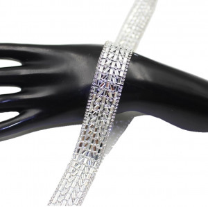 Heat-Sticking Strip with Rhinestones and Mirror Crystals