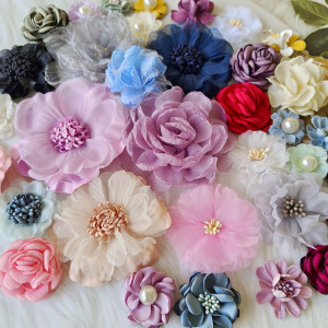Satin Flowers Set, Various Colours and Sizes (6 Pieces/Set) - Img 1