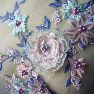 3D Flowers Embroidered Applique, Light Colors - Img 4