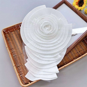 3D White Pleated White Flower, 40x10 cm - Img 2
