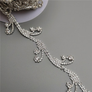 Decorative Chain with Rhinestones - Img 1
