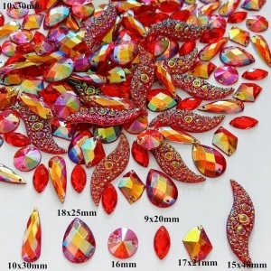 Decorative Sewing Crystals, Acrylic, Red AB, (50 pieces/set) - Img 2