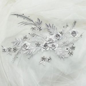 Embroidered appliqué on tulle with 3D flowers and pearls - Img 6