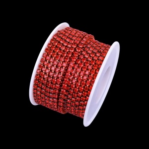 Lant decorativ cu strasuri, Rosu, 3mm