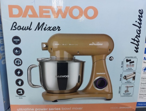 Mixer cu bol daewoo