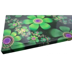 Capturati inspiratia zilnica in jurnalul elegant MIXDesign, inconjurat de un decor floral linistitor si revigorant.
