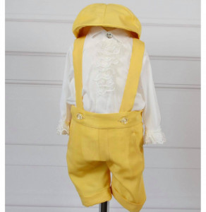 costum pentru botez