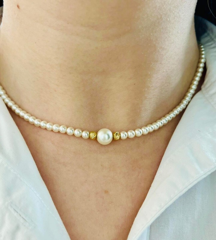 Cum se poartă corect un colier tip choker