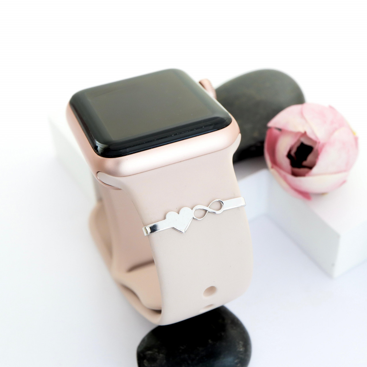 Accesoriu din argint 925 pentru smartwatch infinit si inimioara