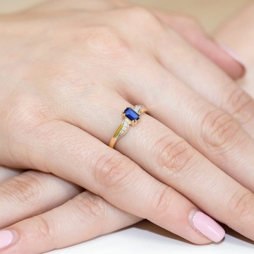 Inel Aur 9K cu Safir 0.60 ct si Diamante Naturale 0.03 ct - Img 4