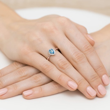 Inel Aur 14K cu Topaz Swiss 0.90 ct si Diamante Naturale 0.10 ct - Img 8