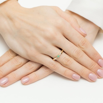 Inel Aur 14K cu Smarald 0.15 ct si Diamante Naturale 0.01 ct - Img 4