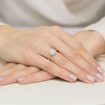 Inel Aur 9K cu Safir Alb 0.70 ct si Diamante Naturale 0.10 ct - Img 4